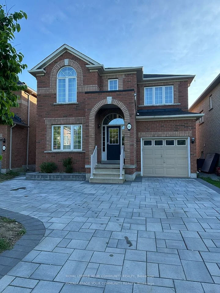 86 Beare Trail, Newmarket, On L3x 2b3