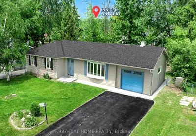 Detached in Innisfil