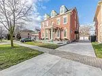 Detached in Richmond Hill