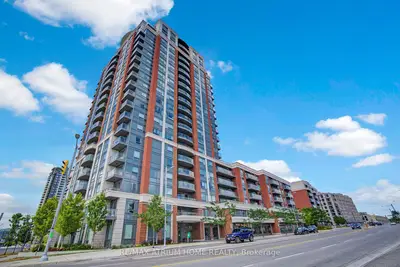 Condo Apartment in Markham