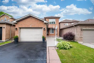 Detached in Vaughan