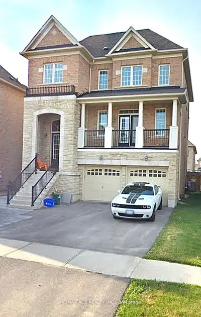 Detached in Vaughan