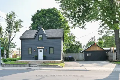 Detached in New Tecumseth