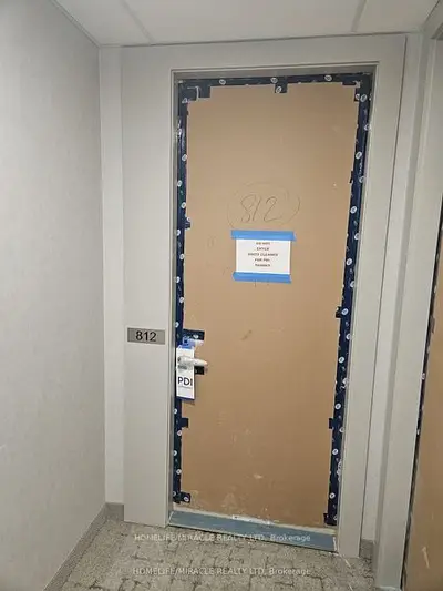 Condo Apartment in Vaughan