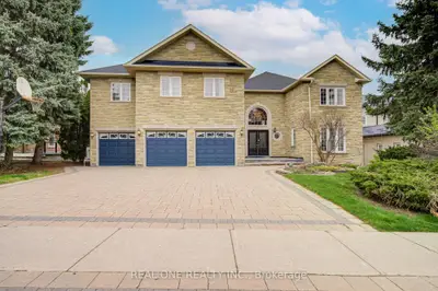Detached in Richmond Hill