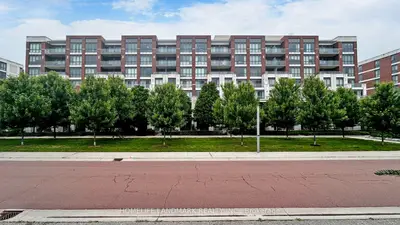Condo Apartment in Markham