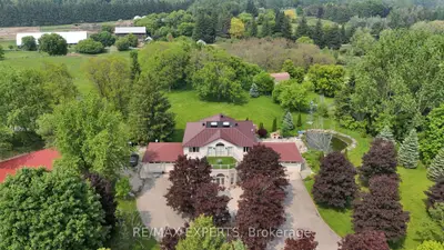 Detached in New Tecumseth