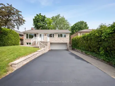 Detached in Richmond Hill