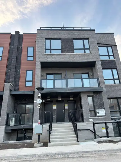 Condo Townhouse in Newmarket