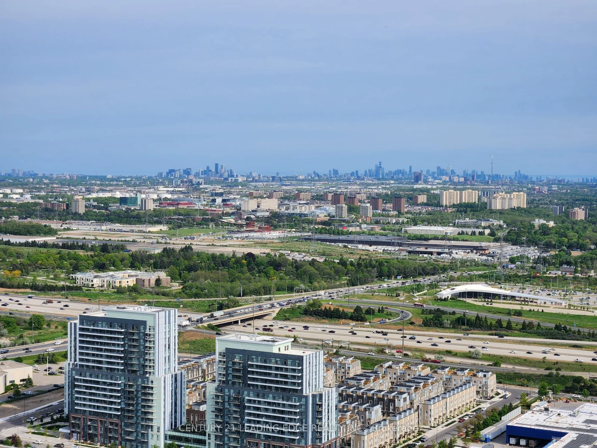 225 COMMERCE Street 4915, Vaughan, ON L4K 0R1