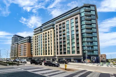 Condo Apartment in Vaughan