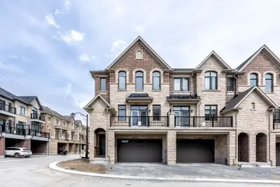 Att/Row/Townhouse in Markham