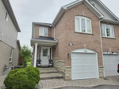Semi-Detached in Newmarket
