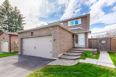 Detached in Markham