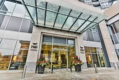 Condo Apartment in Markham