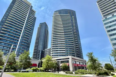 Condo Apartment in Markham