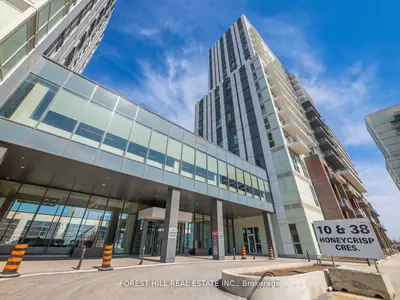 Condo Apartment in Vaughan
