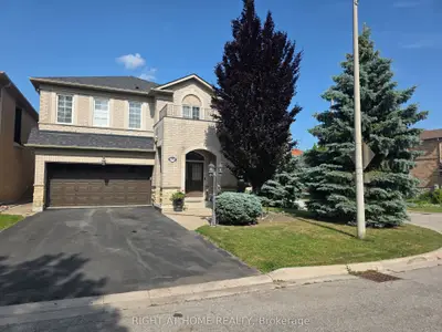 Detached in Vaughan