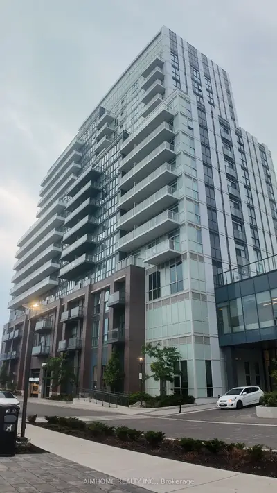 Condo Apartment in Vaughan