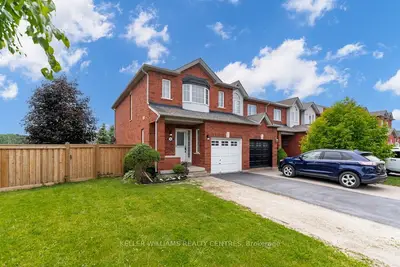 Att/Row/Townhouse in New Tecumseth