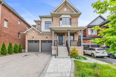 Detached in East Gwillimbury