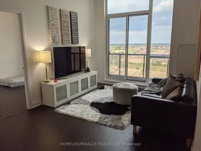Condo Apartment in Markham