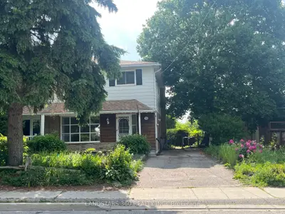Semi-Detached in Newmarket