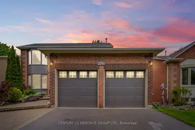 Detached in Newmarket