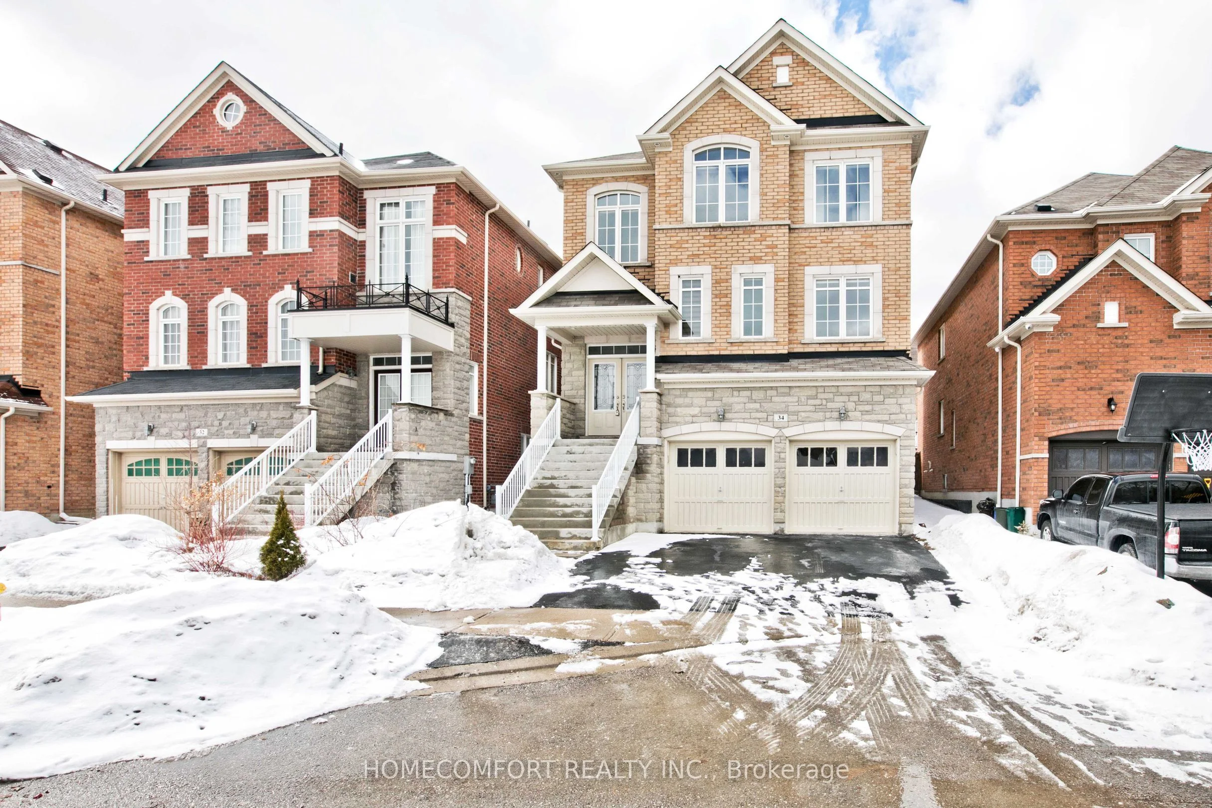 34 Carat Crescent Ground, Richmond Hill, ON L4S 0B3