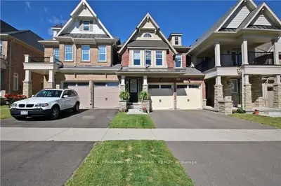 Att/Row/Townhouse in King