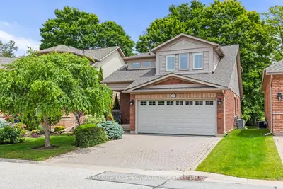 Detached Condo in New Tecumseth