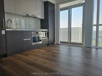 Condo Apartment in Vaughan