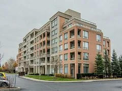 19 Northern Heights Drive 211, Richmond Hill, ON L4B 4M4