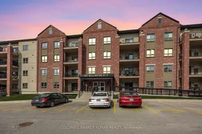 Condo Apartment in New Tecumseth