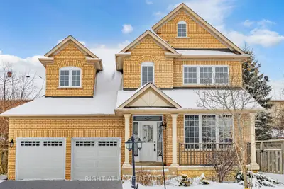 Detached in Richmond Hill