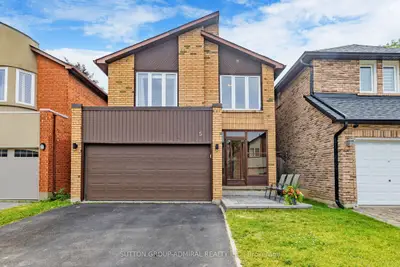 Detached in Vaughan