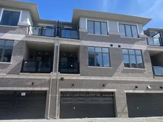 Att/Row/Townhouse in Richmond Hill