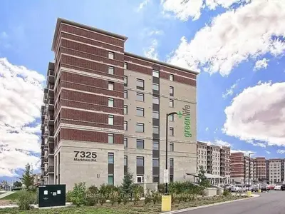 Condo Apartment in Markham