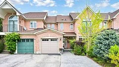 Att/Row/Townhouse in Richmond Hill