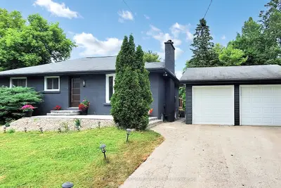 Detached in King
