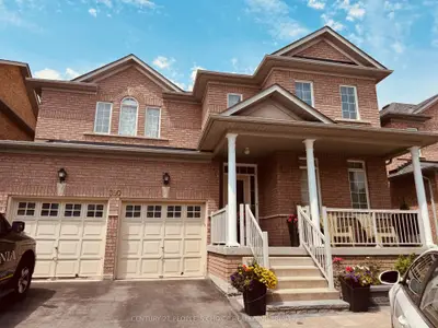 Detached in Newmarket