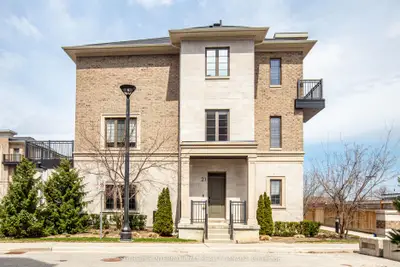 Condo Townhouse in Markham