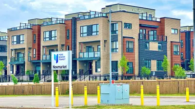 Condo Townhouse in Newmarket