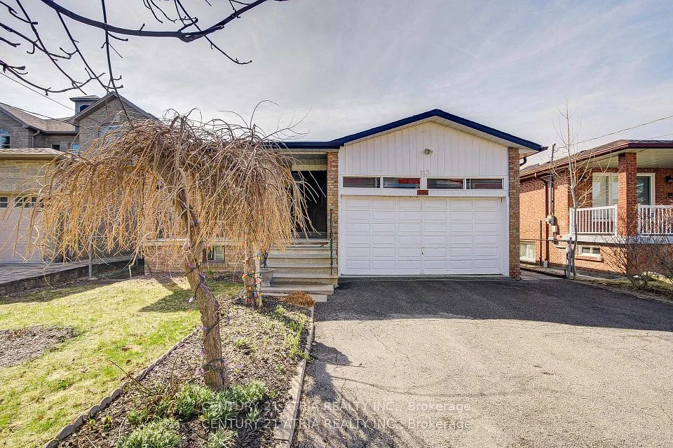 113 Oak Avenue Main, Richmond Hill, ON L4C 6R6
