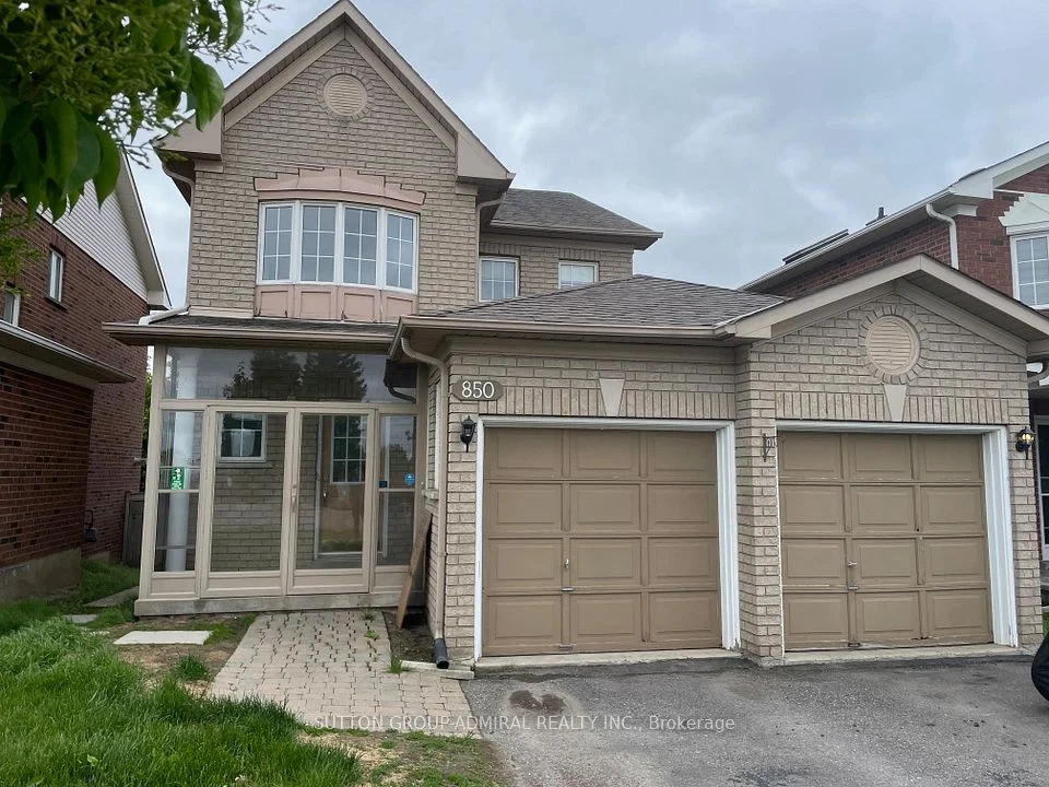 850 Stonehaven Avenue, Newmarket, ON L3X 2K9