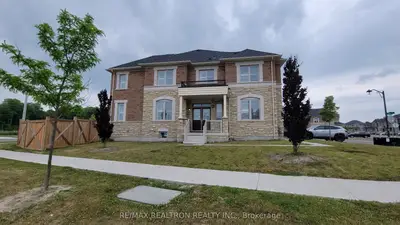 Semi-Detached in Markham