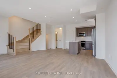 Condo Townhouse in Newmarket