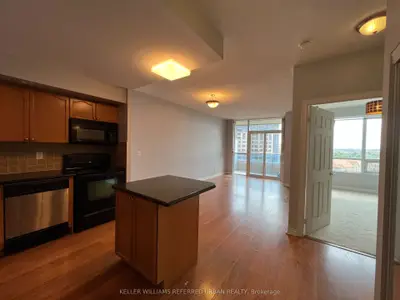 Condo Apartment in Markham