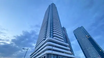 Condo Apartment in Vaughan