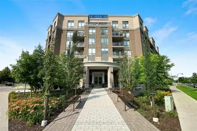 Condo Apartment in Markham